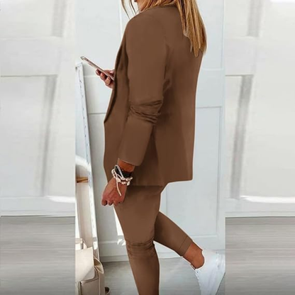 Women's Blazer Set - Tailored Fit - Notch Lapel - Ankle-Length Slim Fit Trousers